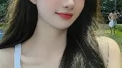 詹姆斯NBA巨星上海交大出席篮球赛开球仪式